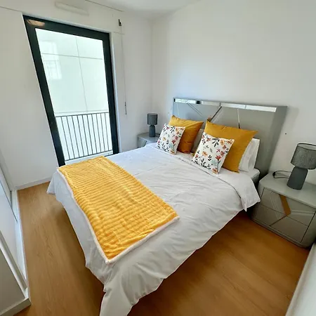 Apartamento 2 Quartos Vista Do Castelo De Sao Jorge Lisbon Exterior photo